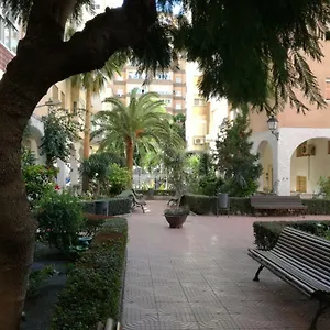 https://la-casa-de-blanca-coqueto-piso-centrico-y-cerca-de-todo.es-andalucia.com